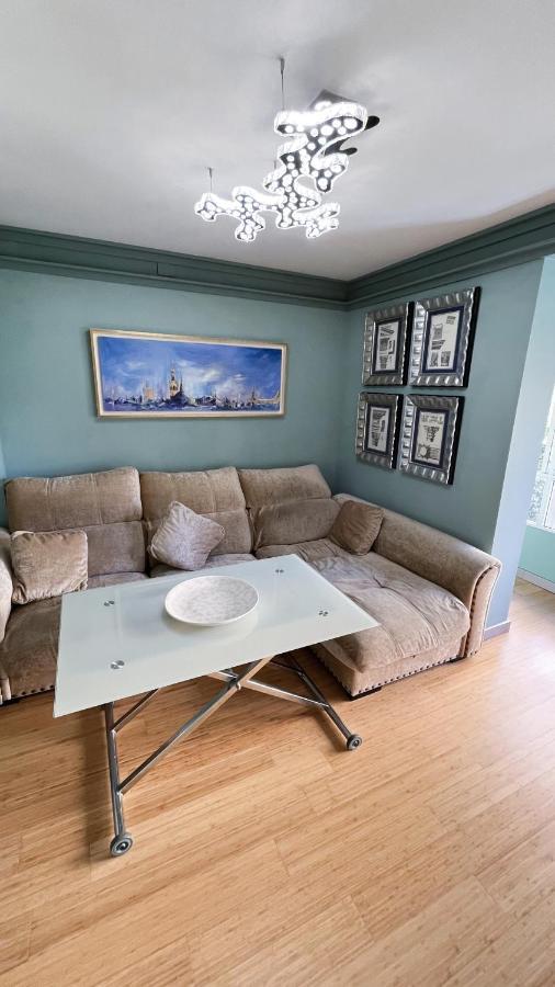 Apartament 180 Luxury N. De Angeles Sewilla
